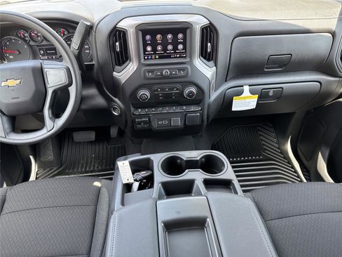New 2026 Chevrolet Silverado 2500 Custom w/ Custom Value Package AWD/4WD image 18
