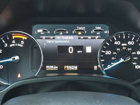 Used 2021 Ford F250 Lariat image 27