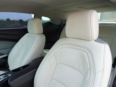Used 2019 Chevrolet Camaro LT RWD image 39