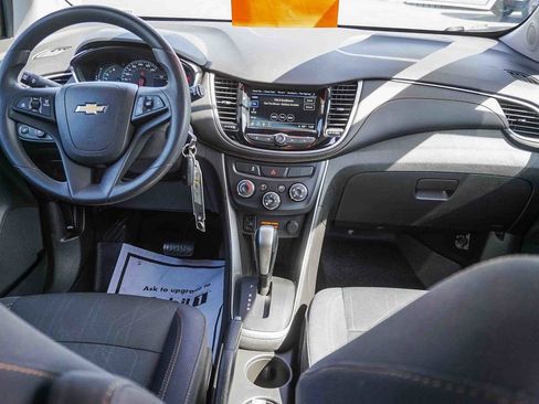 Used 2018 Chevrolet Trax LT image 14