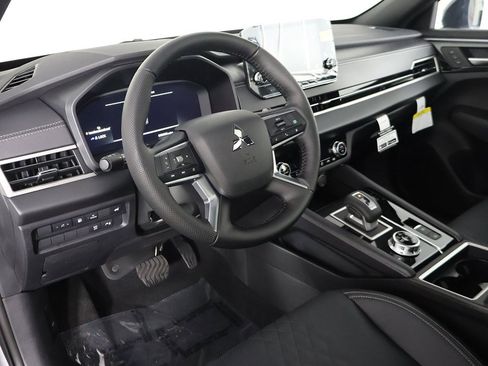 New 2025 Mitsubishi Outlander SEL Black Edition image 30