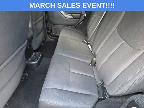 Used 2018 Jeep Wrangler Unlimited Sport S image 10