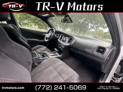 Used 2022 Dodge Charger GT w/ Plus Group RWD image 13