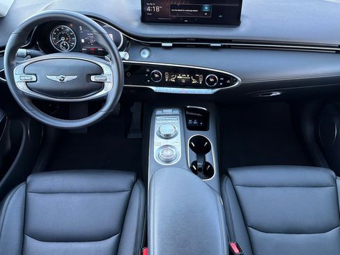 Used 2025 Genesis GV70 2.5T image 18