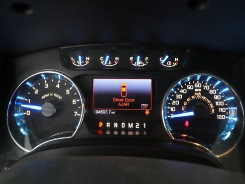 Used 2013 Ford F150 XLT w/ XLT Chrome Pkg RWD image 14