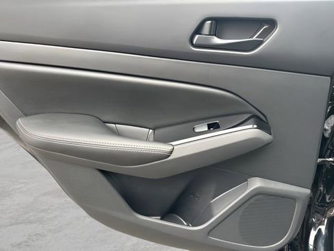 Used 2023 Nissan Altima 2.5 SV image 29