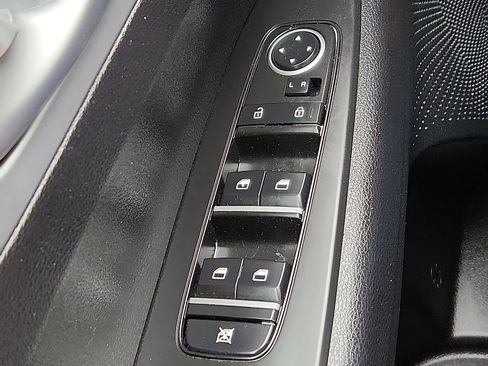 Used 2023 Kia Forte LX FWD image 16