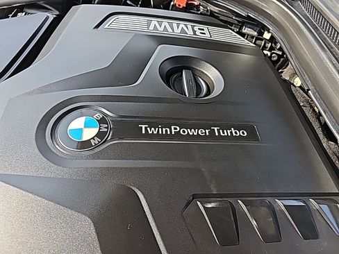 Used 2018 BMW 530i xDrive w/ Premium Package image 39