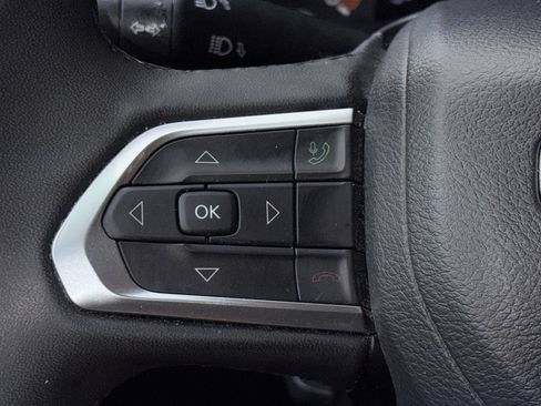 Used 2024 Jeep Compass Latitude AWD/4WD image 27