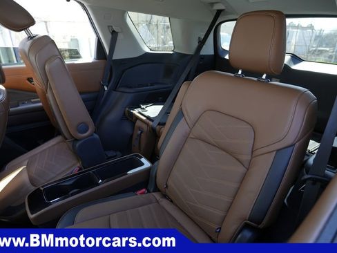 Used 2022 Nissan Pathfinder Platinum w/ Cargo Package AWD/4WD image 20