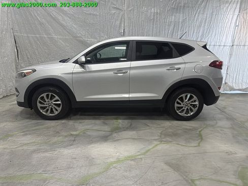 Used 2018 Hyundai Tucson SE AWD/4WD image 13