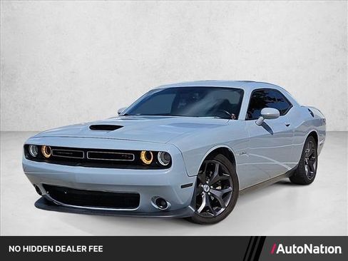 Used 2021 Dodge Challenger R/T RWD image 1