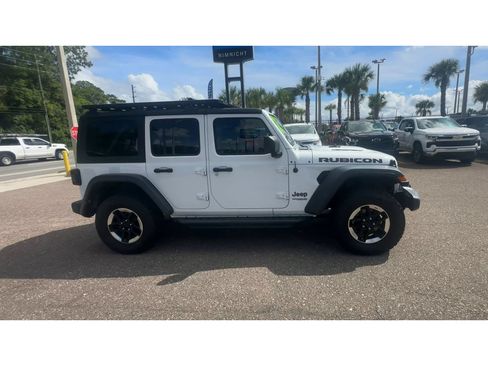 Used 2021 Jeep Wrangler Unlimited Rubicon AWD/4WD image 9