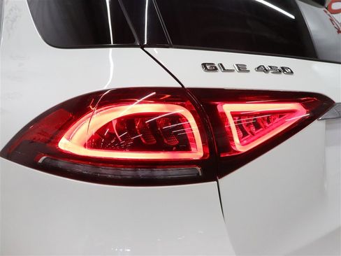 Used 2023 Mercedes-Benz GLE 450 4MATIC image 8