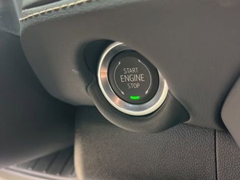 New 2026 Chevrolet Suburban Premier image 27