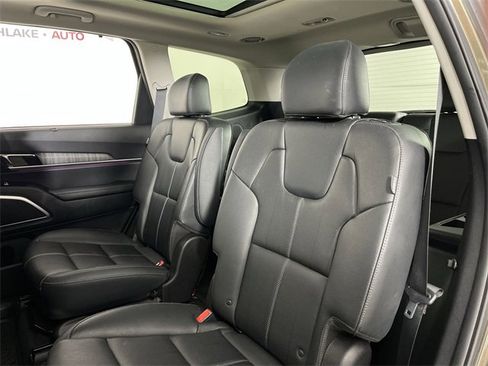 Used 2024 Kia Telluride SX image 23