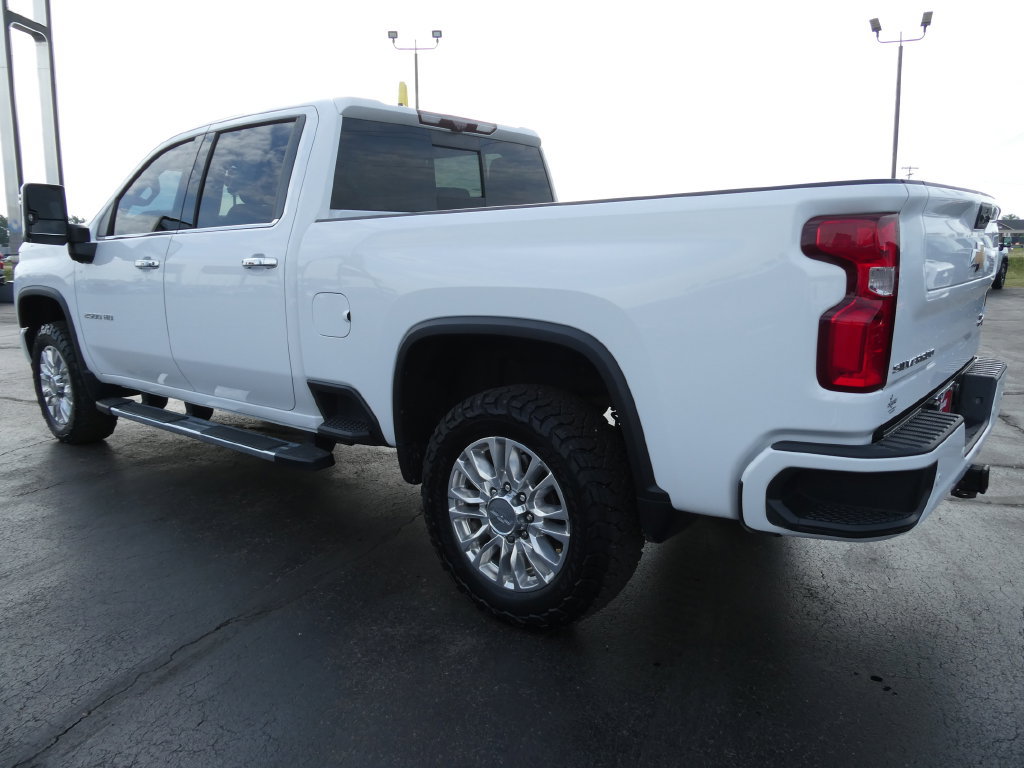 Certified 2022 Chevrolet Silverado 2500 High Country w/ Z71 Off-Road Package AWD/4WD image 9