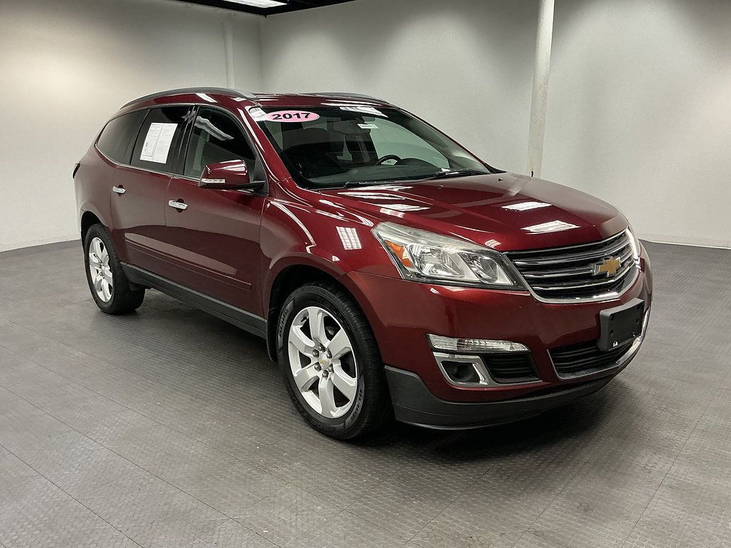 Used 2017 Chevrolet Traverse LT w/ Style and Technology Package AWD/4WD image 7