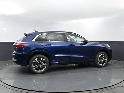 New 2026 Audi Q5 Premium Plus AWD/4WD image 21