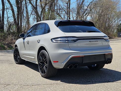 Certified 2022 Porsche Macan GTS AWD/4WD image 3