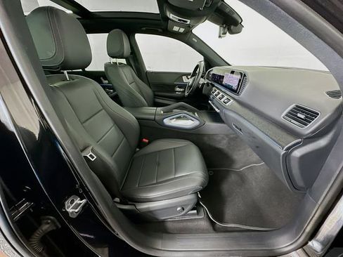 Used 2025 Mercedes-Benz GLE 350 4MATIC image 29