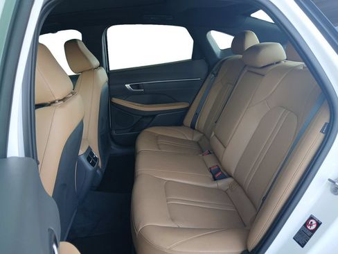 Used 2023 Hyundai Sonata Limited FWD image 13