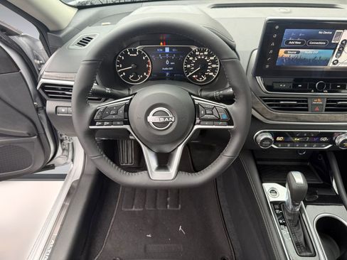 New 2025 Nissan Altima 2.5 SL image 25