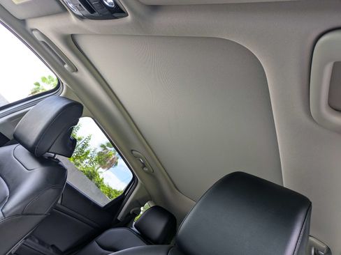Used 2023 Kia Sportage SX FWD image 21