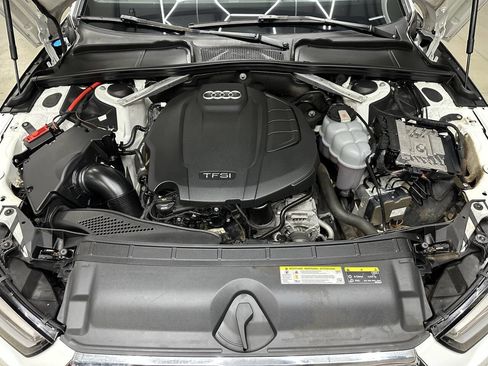 Used 2019 Audi A4 2.0T Premium w/ Convenience Package image 7
