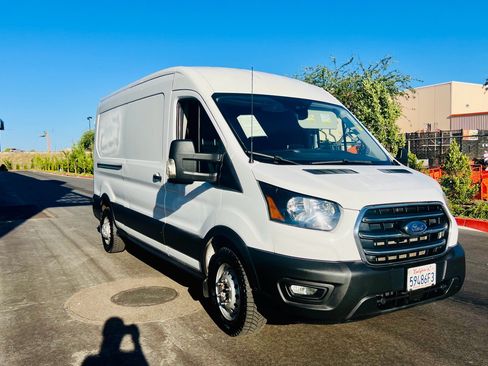 Used 2020 Ford Transit 350 Medium Roof RWD image 5