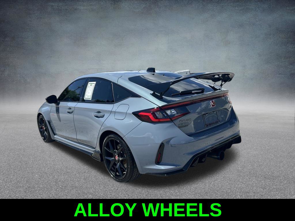 Used 2025 Honda Civic Type R image 7