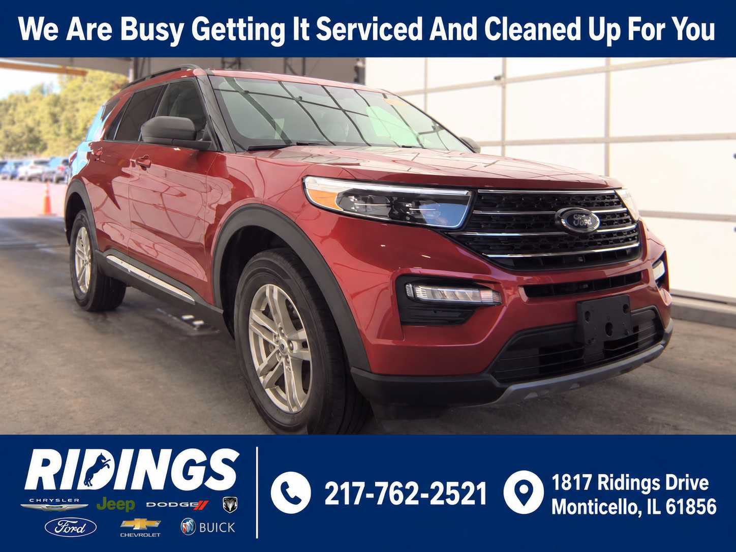 Used 2024 Ford Explorer XLT w/ Equipment Group 202A AWD/4WD image 1