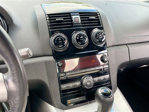 Used 2008 Saturn Sky image 13