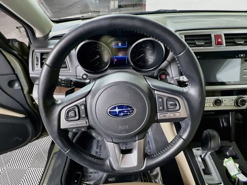 Used 2016 Subaru Outback 2.5i Limited AWD/4WD image 10
