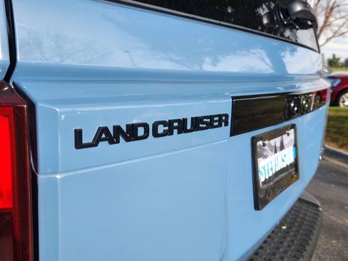 Used 2025 Toyota Land Cruiser w/ Premium Package image 19