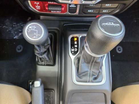 New 2026 Jeep Gladiator Willys AWD/4WD image 27