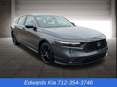 Used 2024 Honda Accord EX image 1