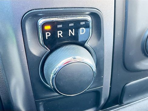 Used 2022 RAM 1500 Classic SLT image 16