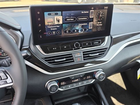 New 2025 Nissan Altima 2.5 SR w/ SR Premium Package image 8