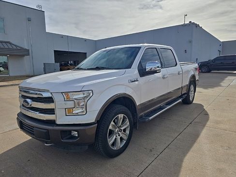 Used 2016 Ford F150 Lariat image 3