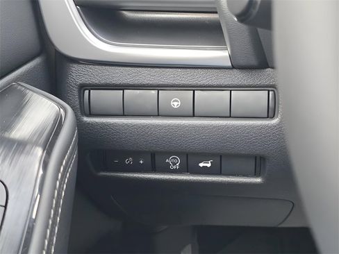 New 2026 Nissan Rogue SV image 24