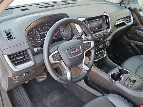 Certified 2024 GMC Terrain SLT image 10