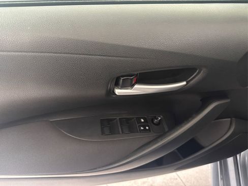 Used 2020 Toyota Corolla LE FWD image 28