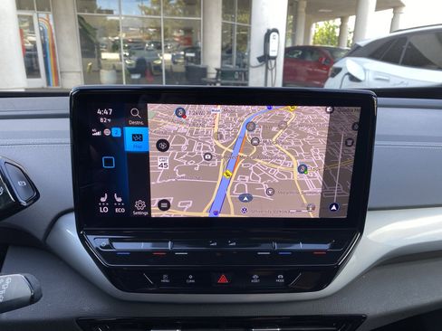 Used 2023 Volkswagen ID.4 Pro S RWD image 3