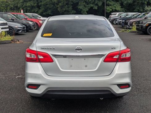 Used 2018 Nissan Sentra SV FWD image 3