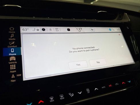 New 2026 Jeep Grand Cherokee Altitude image 17