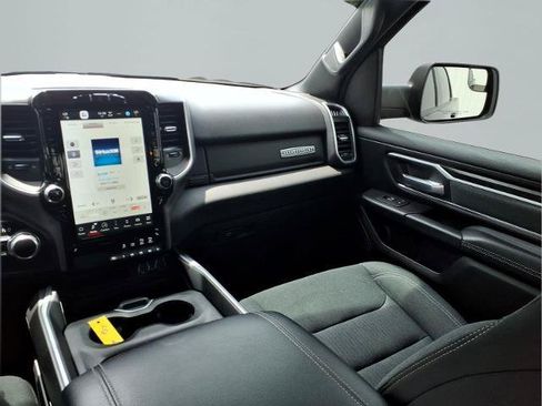 Used 2022 RAM 1500 Big Horn AWD/4WD image 9