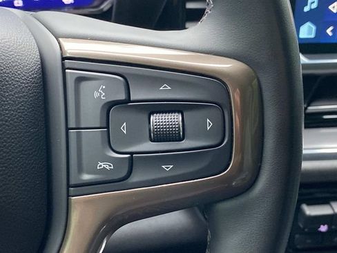 Used 2024 Chevrolet Silverado 2500 High Country w/ High Country Premium Package AWD/4WD image 19
