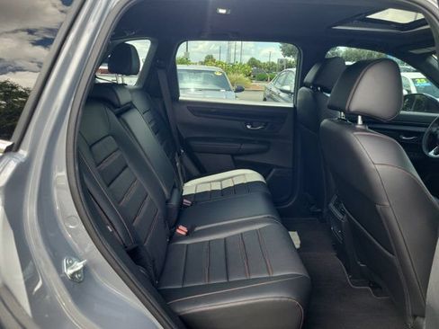 Used 2025 Honda CR-V Sport-L image 10