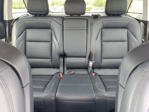 Used 2024 Lincoln Nautilus Premier AWD/4WD image 21
